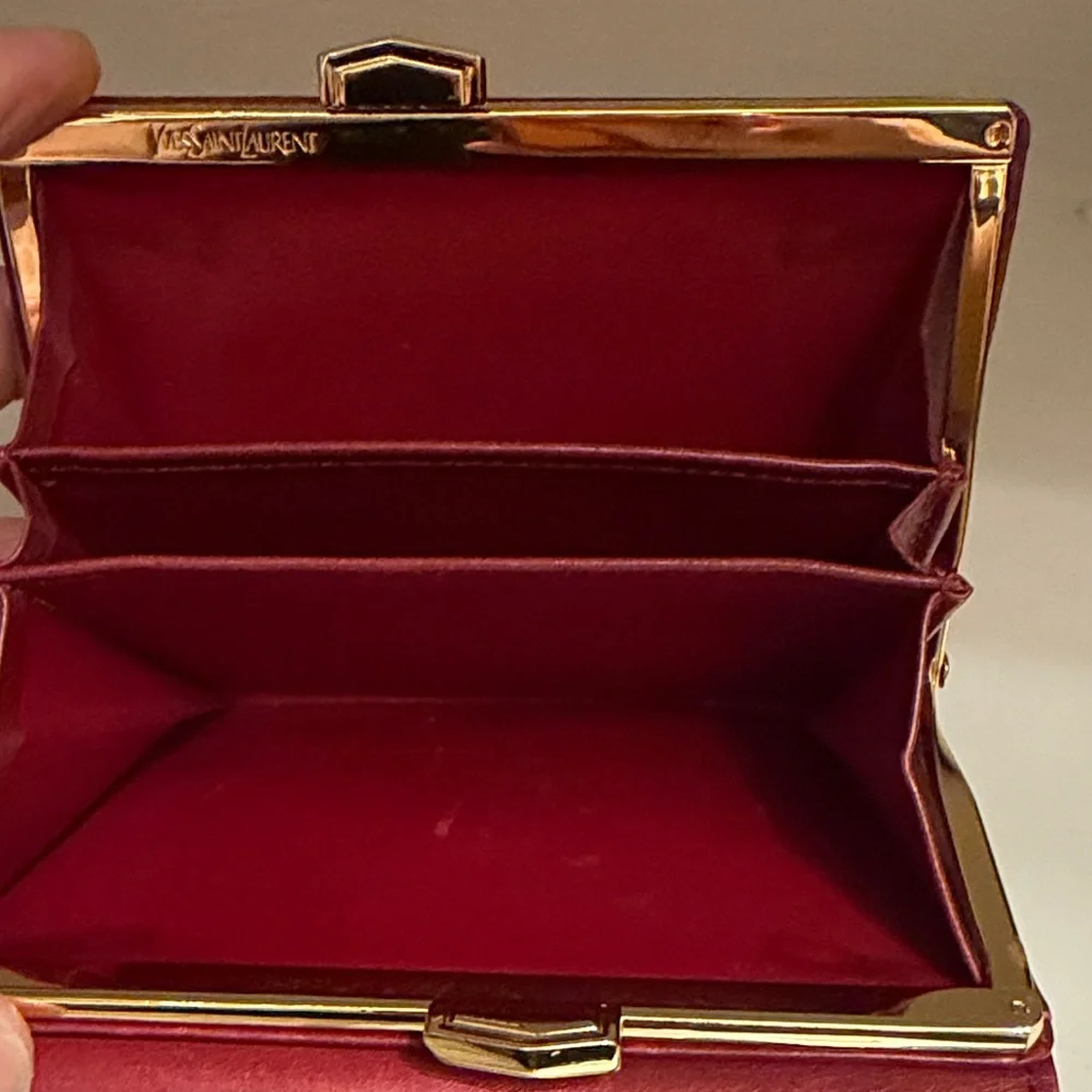YSL Red Leather kiss lock Clutch - Picture 6 of 6